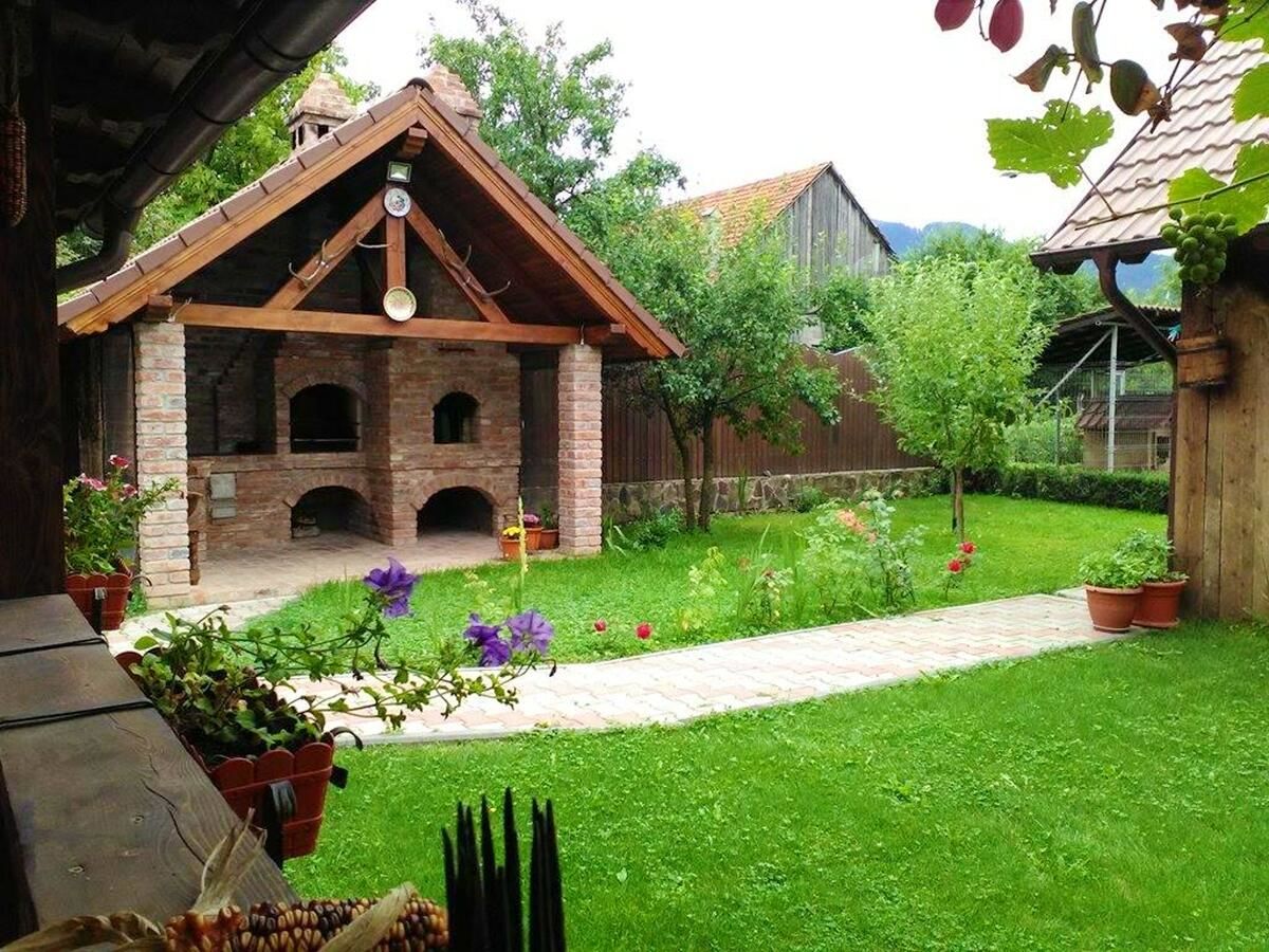Дома для отпуска House with 3 bedrooms in Săcele with furnished terrace and WiFi Сэчеле-31