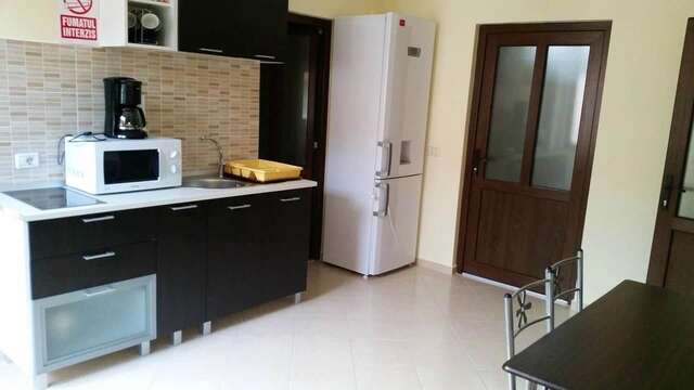 Дома для отпуска House with 3 bedrooms in Săcele with furnished terrace and WiFi Сэчеле-27